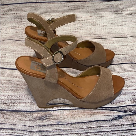 NWOB DOLCE VITA SUEDE WEDGES - Picture 2 of 6